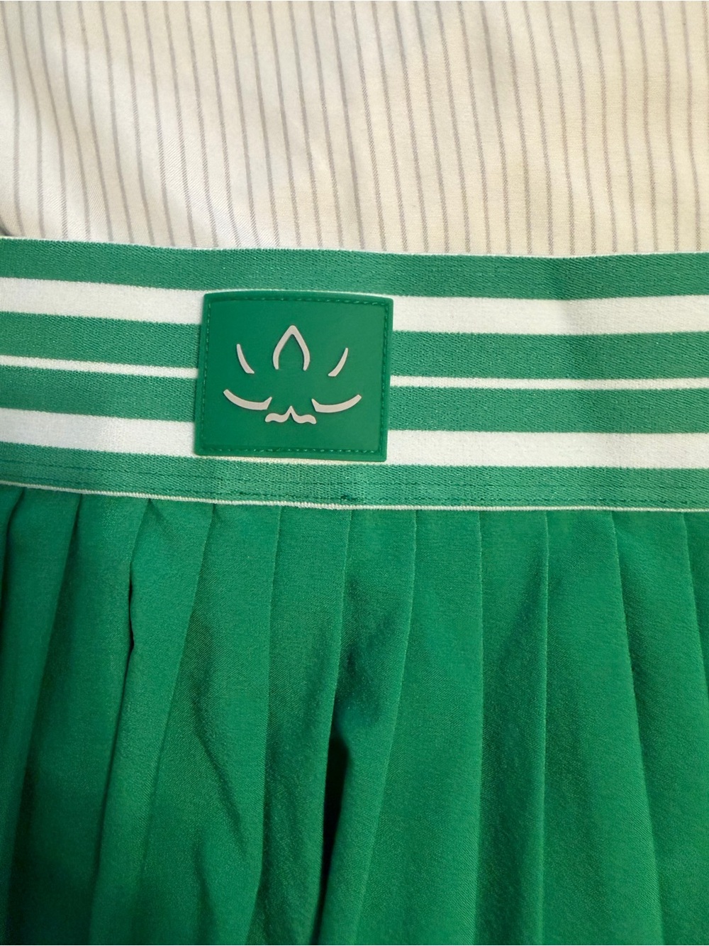Beyond Yoga If You Pleats Tipped Elastic Mini Skirt Skort, home court green, XS - Picture 9 of 13